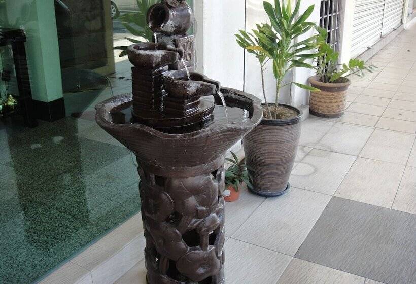 Lsn Hotel Taman Connaught