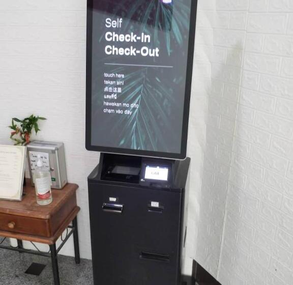 Lsn Hotel Taman Connaught