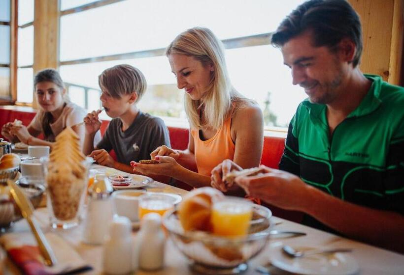 ホテル Mountain Resort Feuerberg