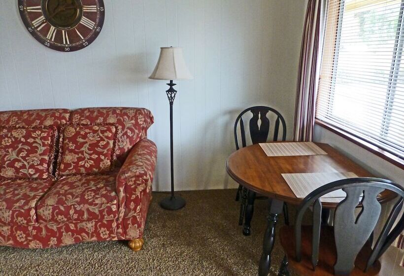 酒店 Redwood Suites