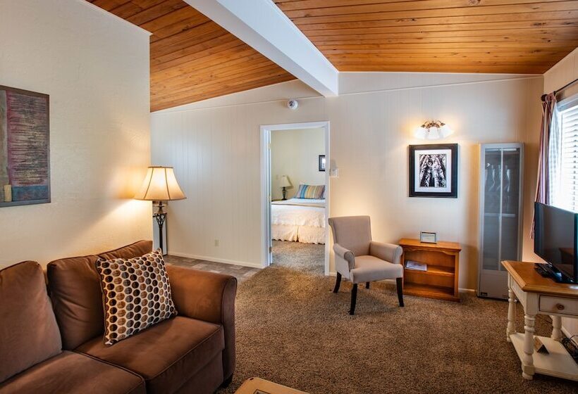 酒店 Redwood Suites