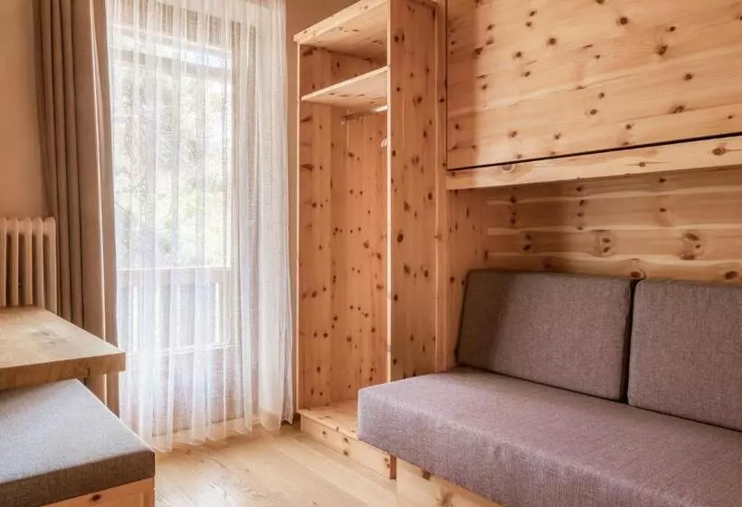 ホテル Schaus Lüftenegger Apart Zirbenpension