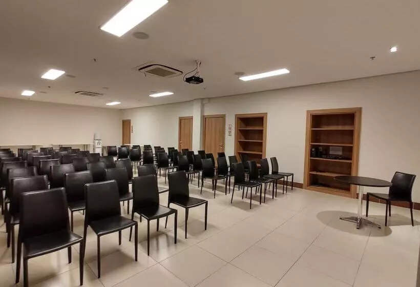 هتل Tryp By Wyndham Manaus