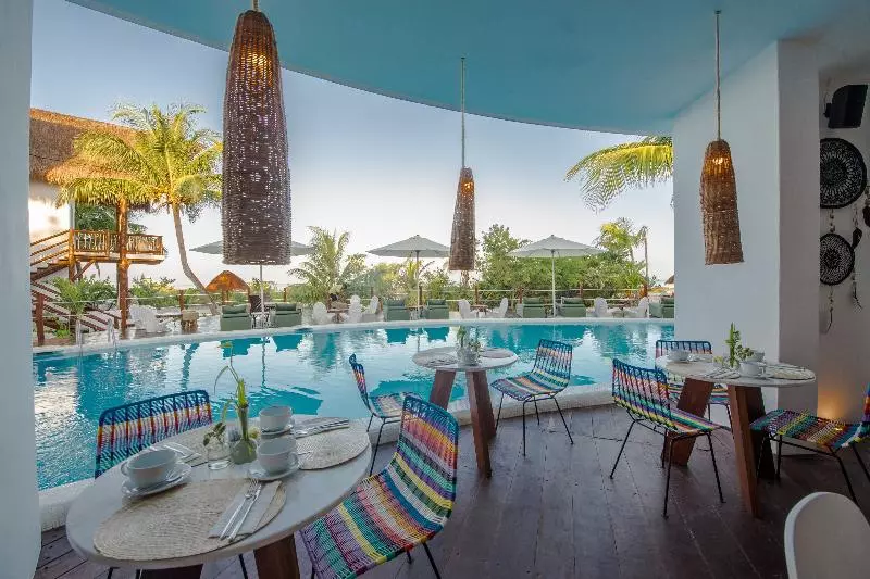 Hotelli Villas Hm Palapas del Mar