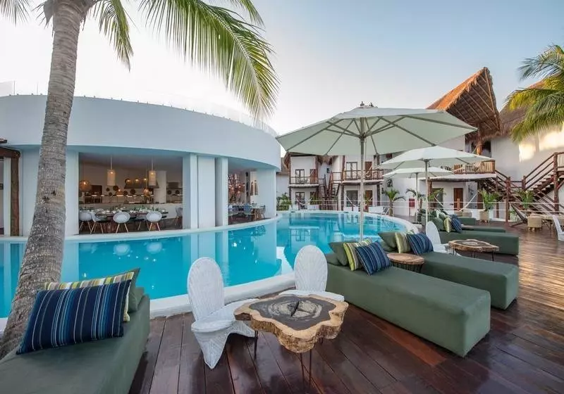 Hotelli Villas Hm Palapas del Mar