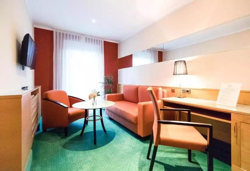 ホテル Weinlandhof