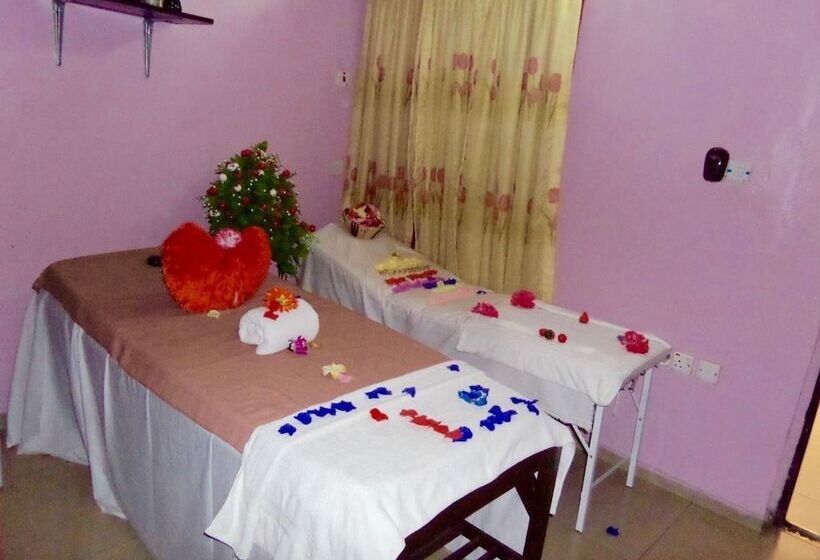 Kdt Hotels And Suites