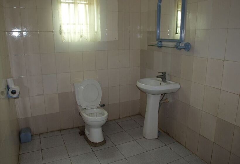 Kdt Hotels And Suites