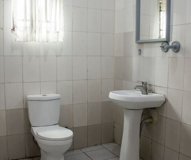 Kdt Hotels And Suites