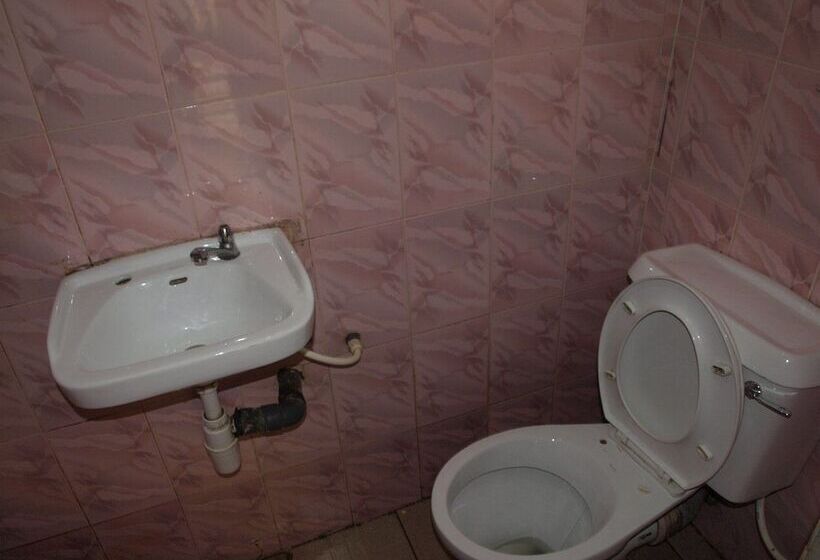 Kdt Hotels And Suites