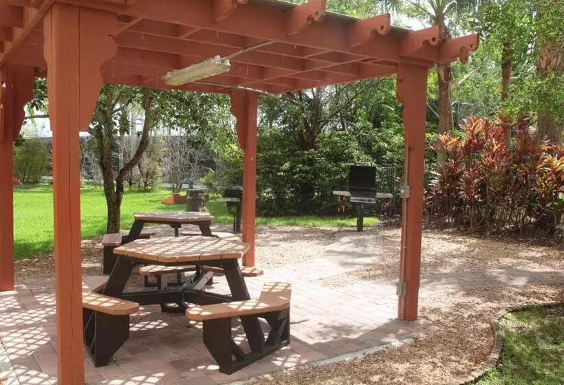 Vacation Village At Weston