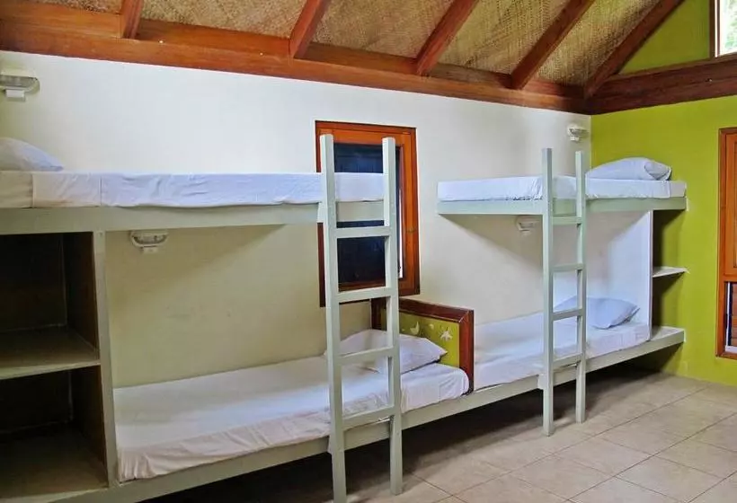 Retkeilymaja Beachouse Resort