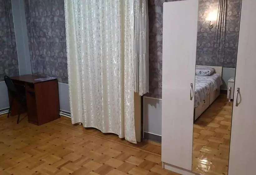 هاستل Royal Boutique Hotel On Kievyan