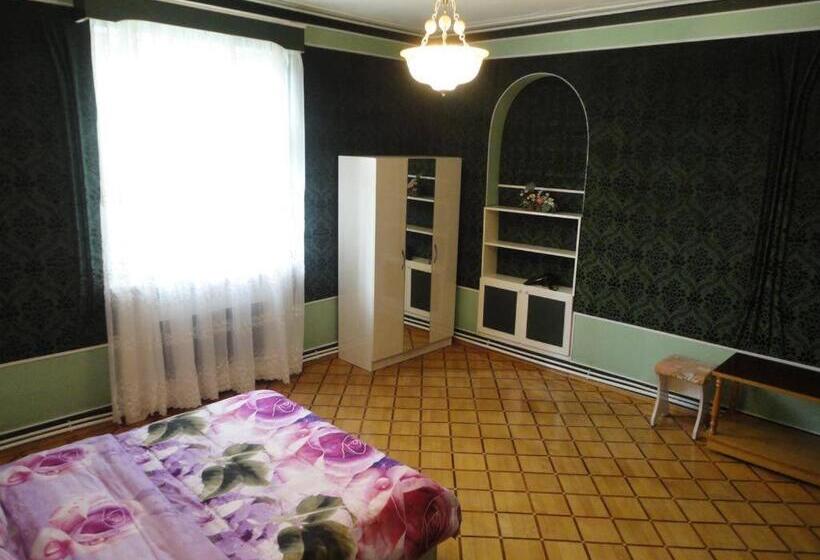 هاستل Royal Boutique Hotel On Kievyan