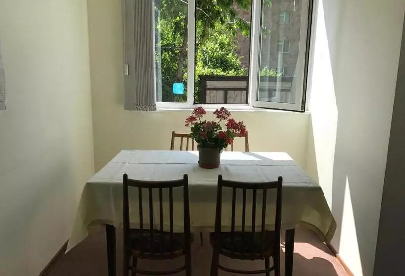 Aregak B&b And Tours
