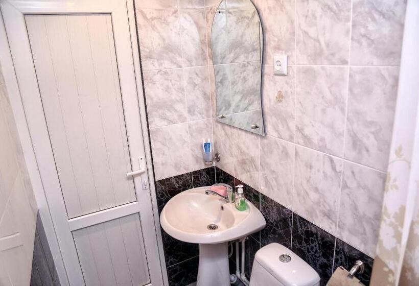 Aregak B&b And Tours