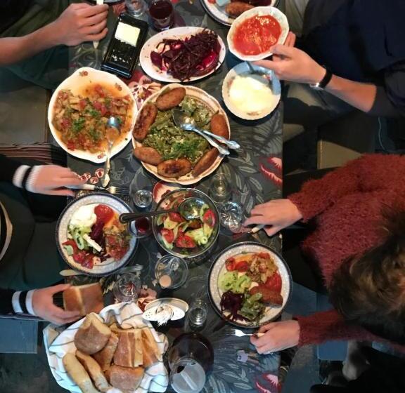 Aregak B&b And Tours