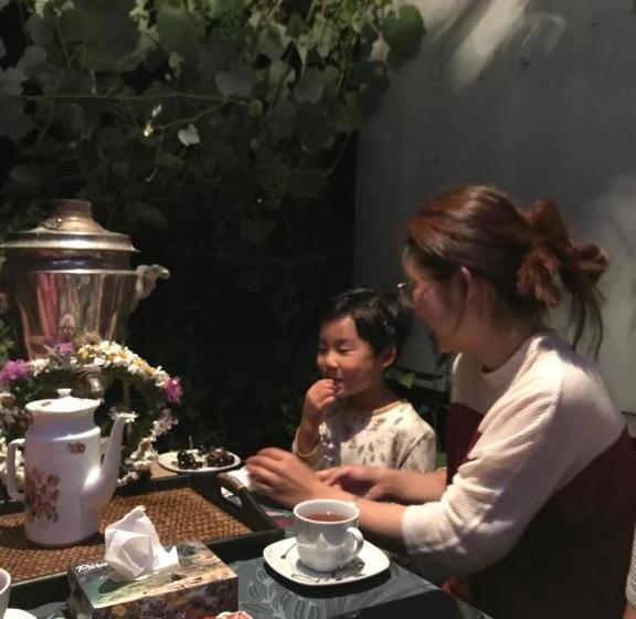 Aregak B&b And Tours