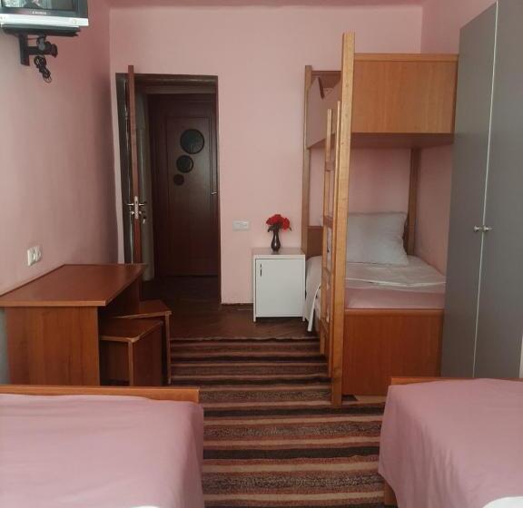 Aregak B&b And Tours