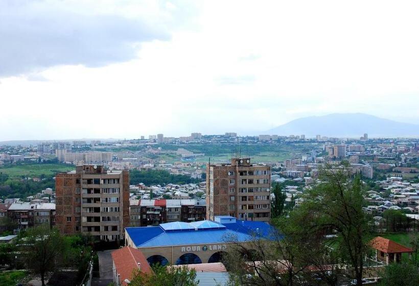 Armenia Hostel