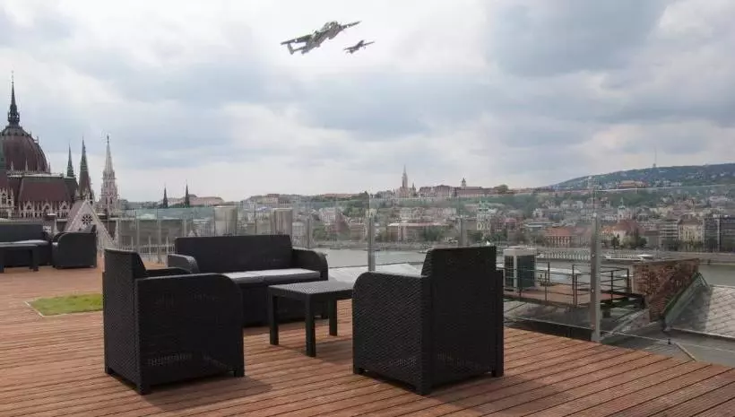 Parliament Penthouse Boutique B&b