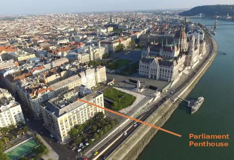 Parliament Penthouse Boutique B&b