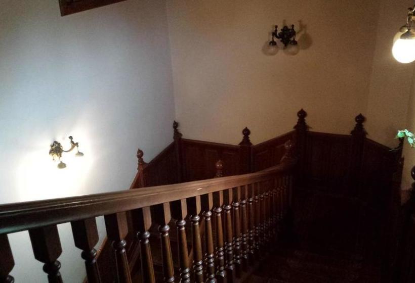 住宿加早餐  Kocsis Panzió és étterem