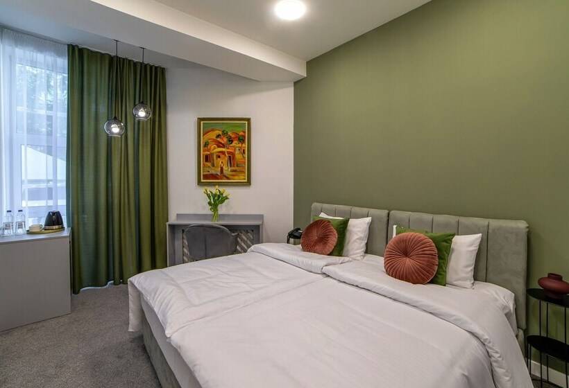 Benefice Hotel Yerevan