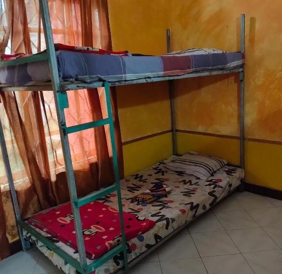 Casa Minha Backpackers Hostel