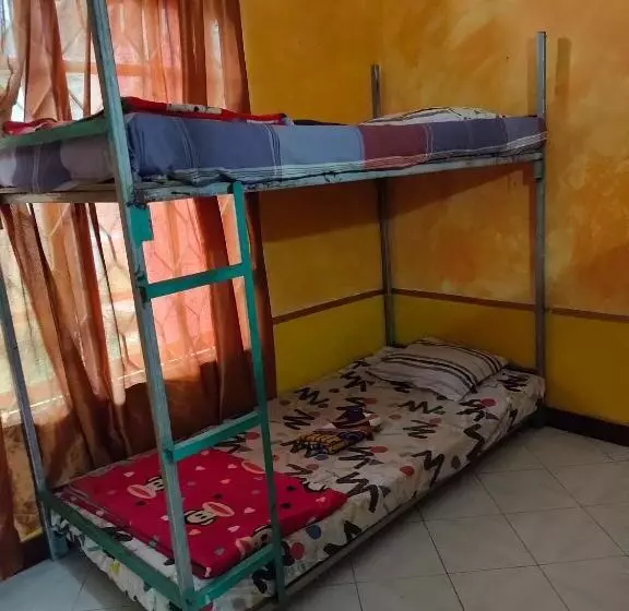 Casa Minha Backpackers Hostel