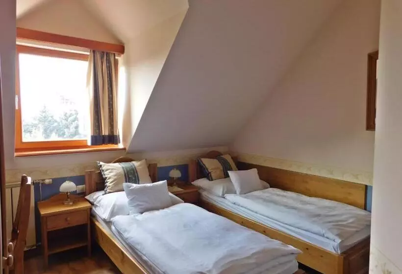 Hotelli Berki Vendéglő és