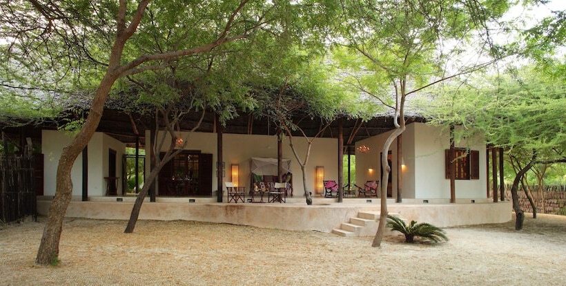 هتل The Red Pepper House