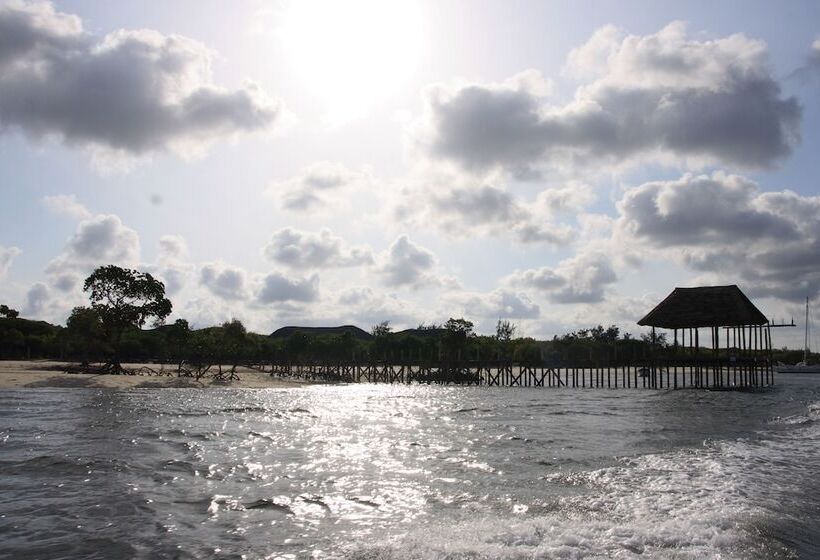 هتل The Red Pepper House