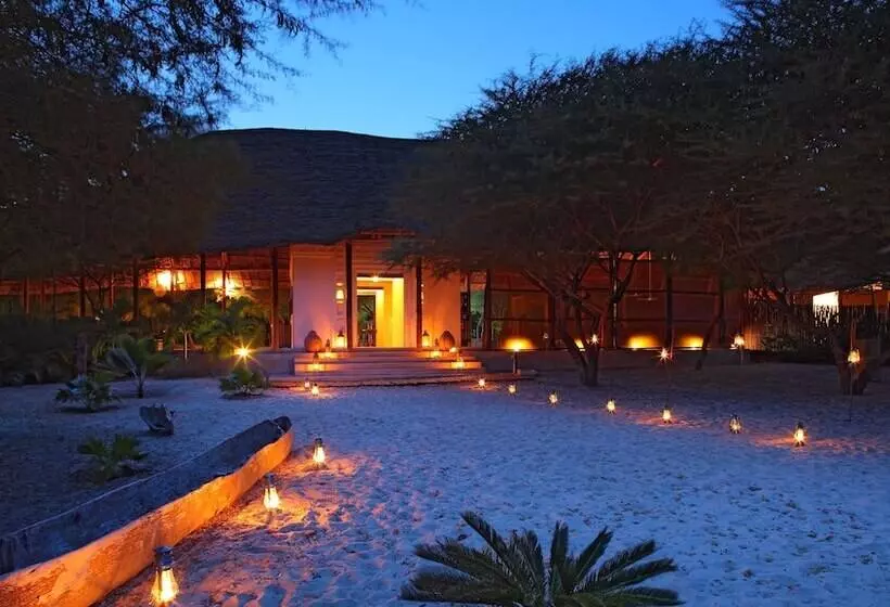 هتل The Red Pepper House
