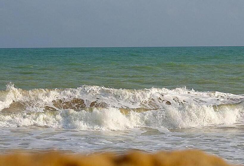 هتل Village Vacances Awale Plage