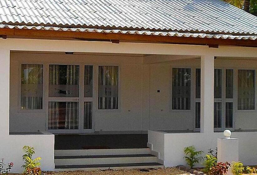 هتل Village Vacances Awale Plage