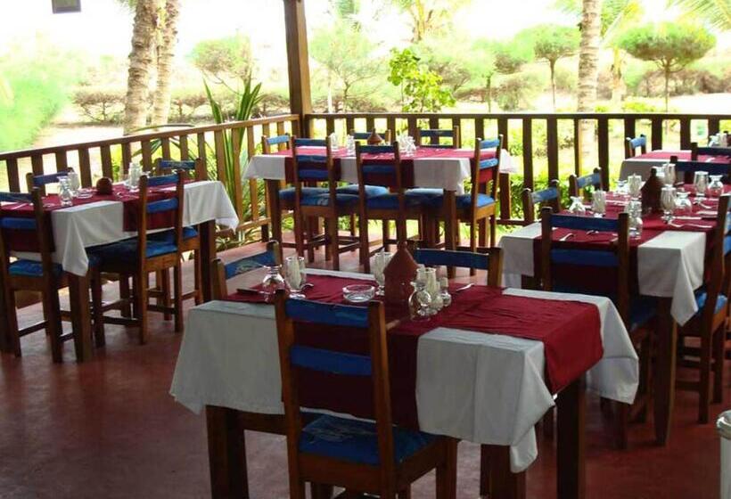 هتل Village Vacances Awale Plage