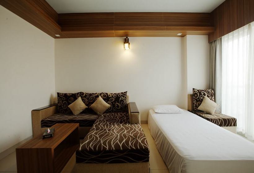 Neeshorgo Hotel & Resort