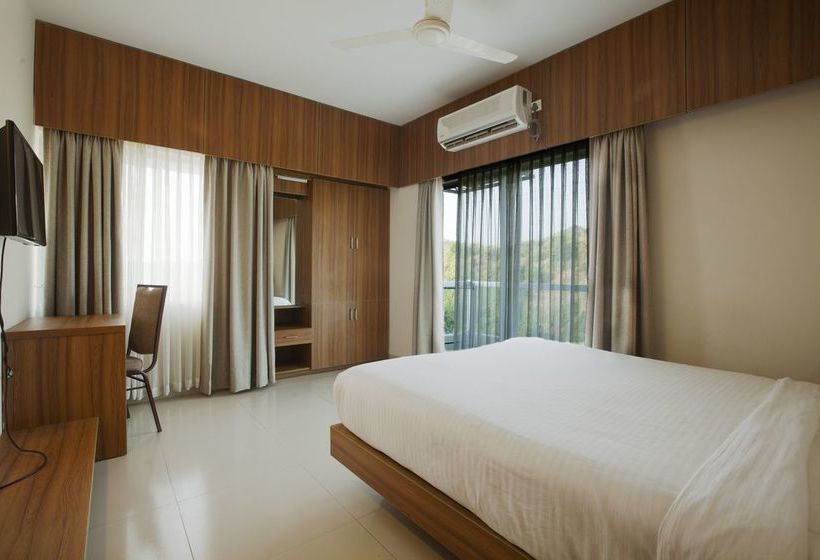 Neeshorgo Hotel & Resort