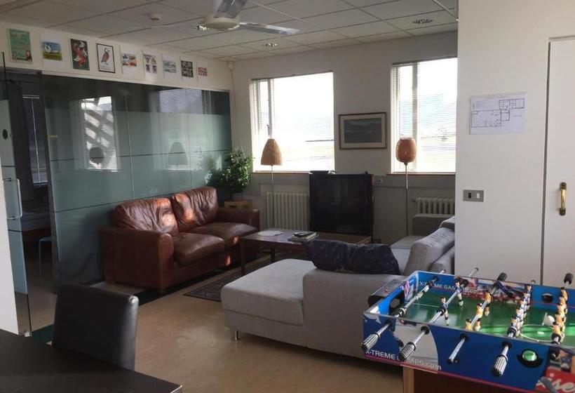 هاستل Síma Apartment