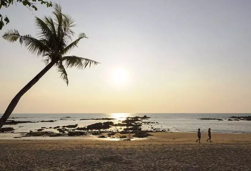 ホテル The Little Shore Khao Lak By Katathani