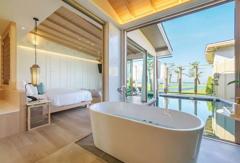 ホテル The Little Shore Khao Lak By Katathani