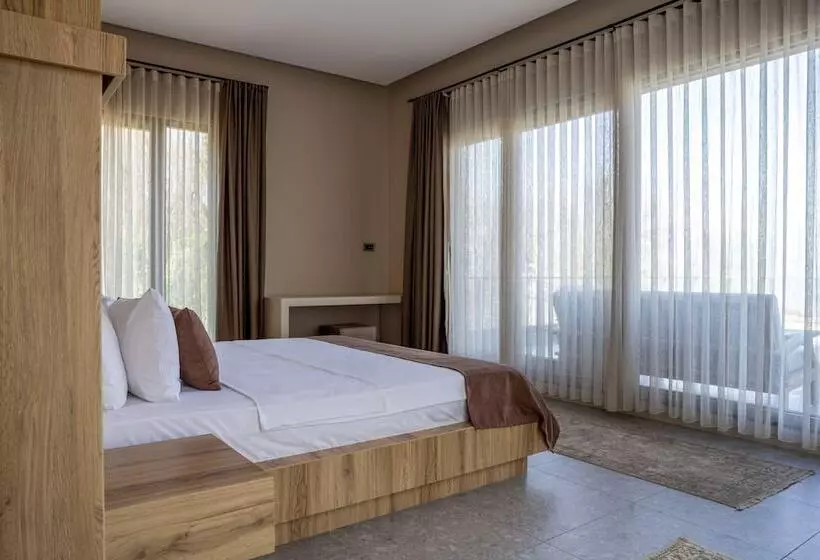 Majatalo Melekona House