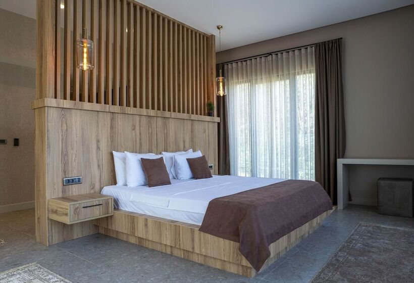 پانسیون Melekona House