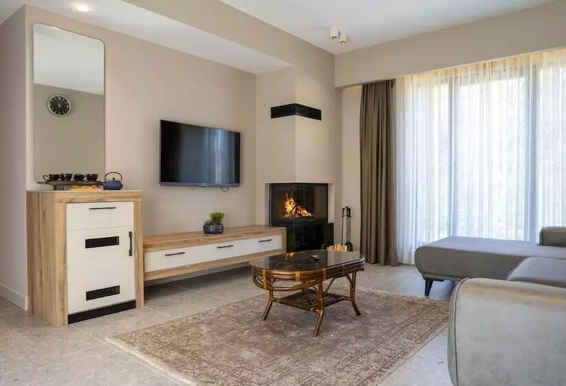 Majatalo Melekona House