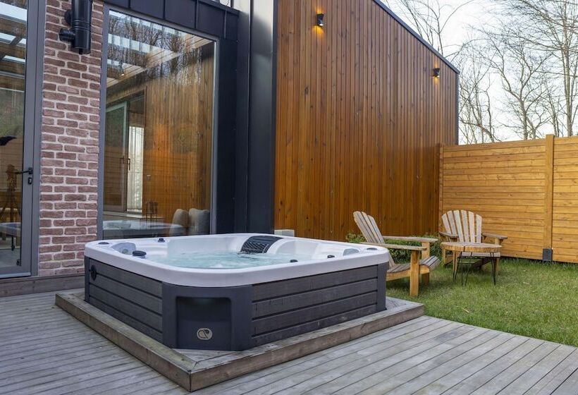 پانسیون Melekona House