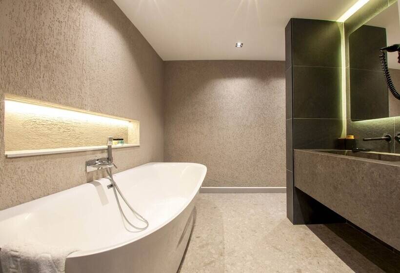 پانسیون Melekona House