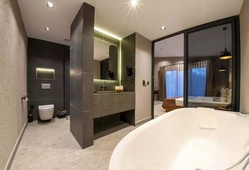 Majatalo Melekona House