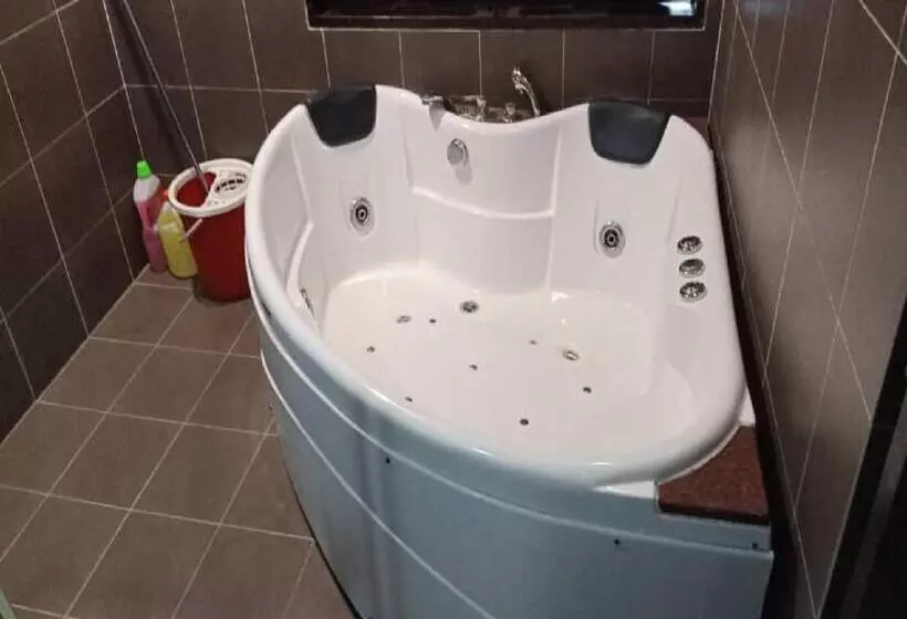 5pax Gold Coast Morib Resort   Banting Sepang Klia Tanjung Sepat