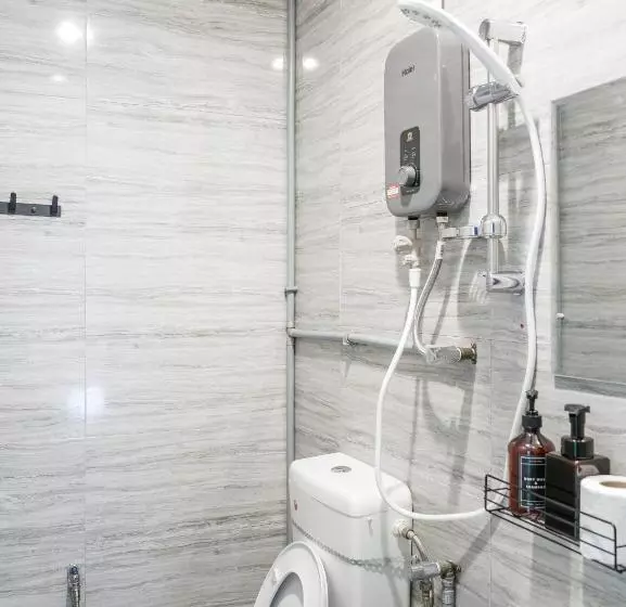 هاستل Aayu Chulia